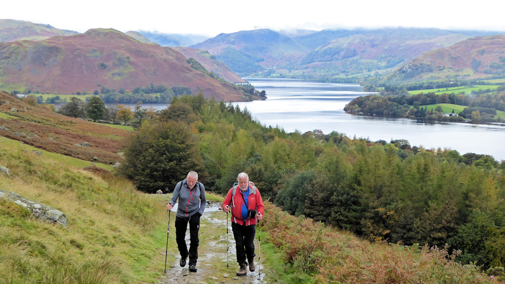 Andy and Mike in deep conversation on way to Silver Crag